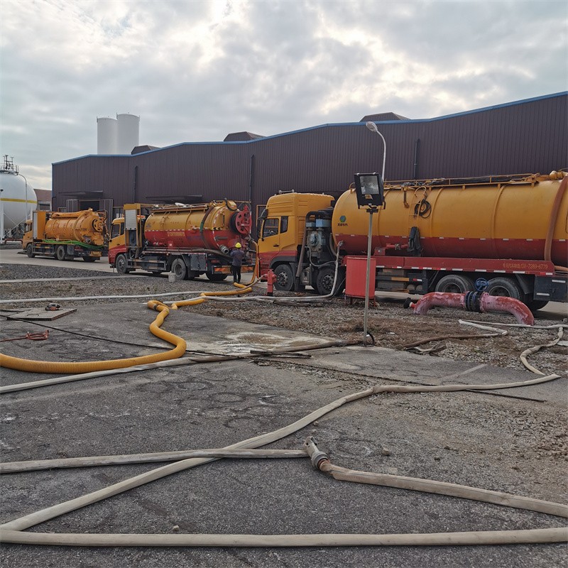 彭州污水池清理